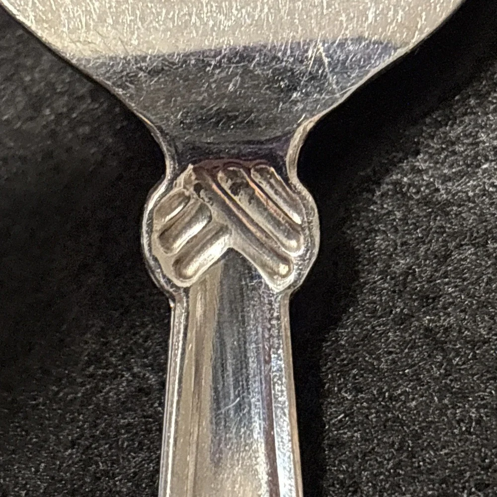 Oneida Rattan 4 Prong Cold Meat Fork Stainless Serving Utensil 8 1/4in USA